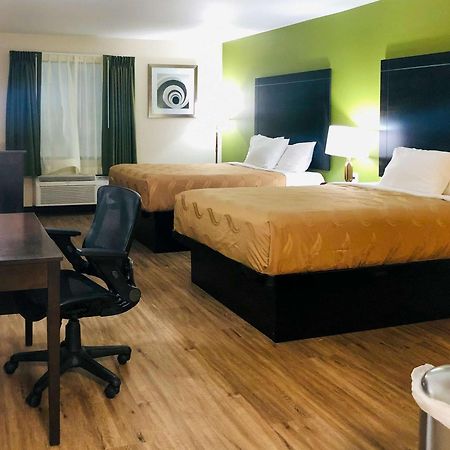 Quality Inn & Suites Lake Charles South Eksteriør billede