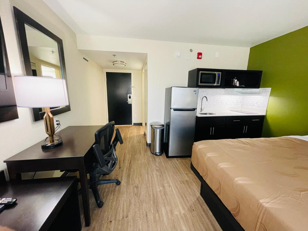 Quality Inn & Suites Lake Charles South Eksteriør billede