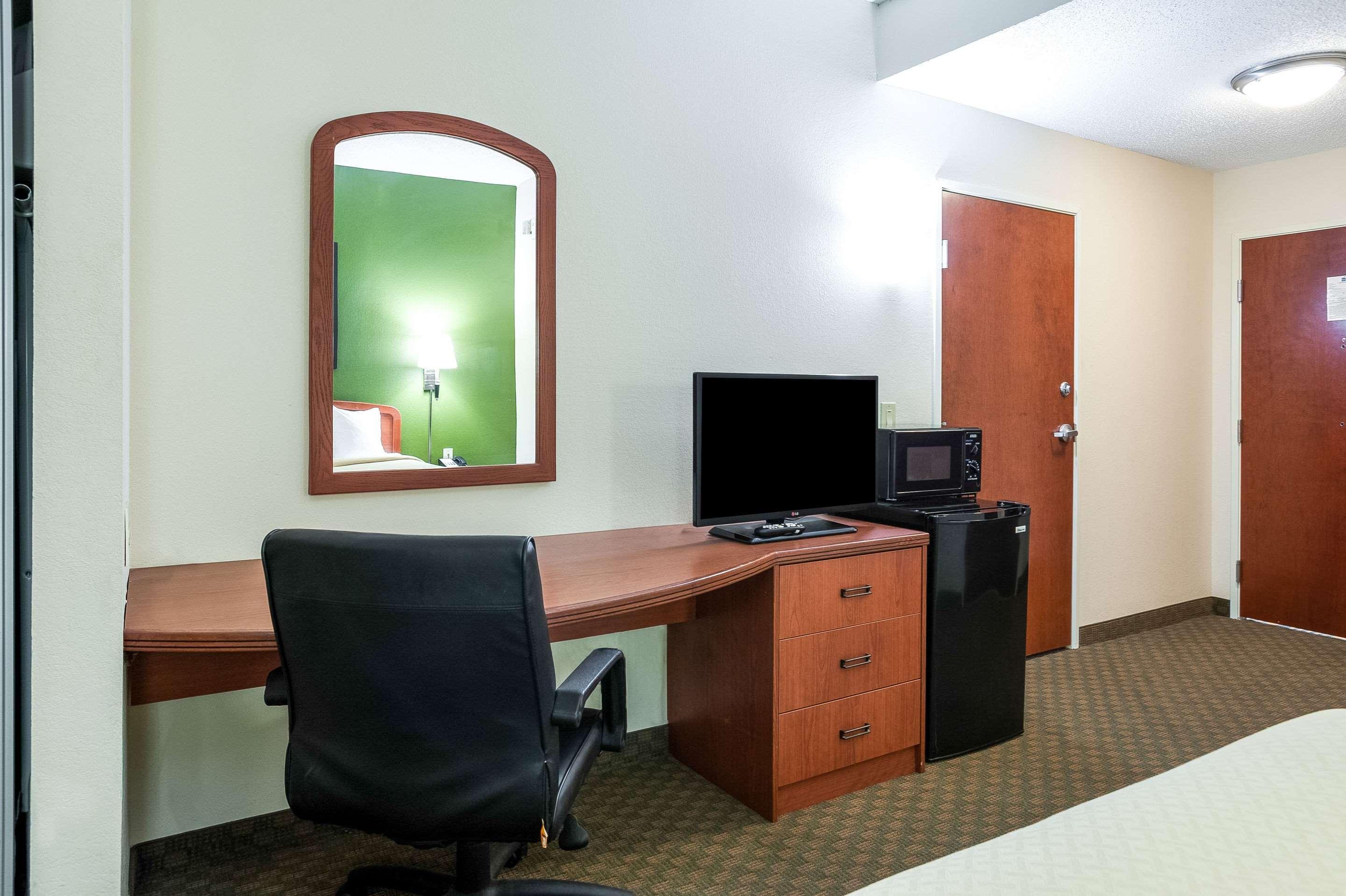 Quality Inn & Suites Lake Charles South Eksteriør billede