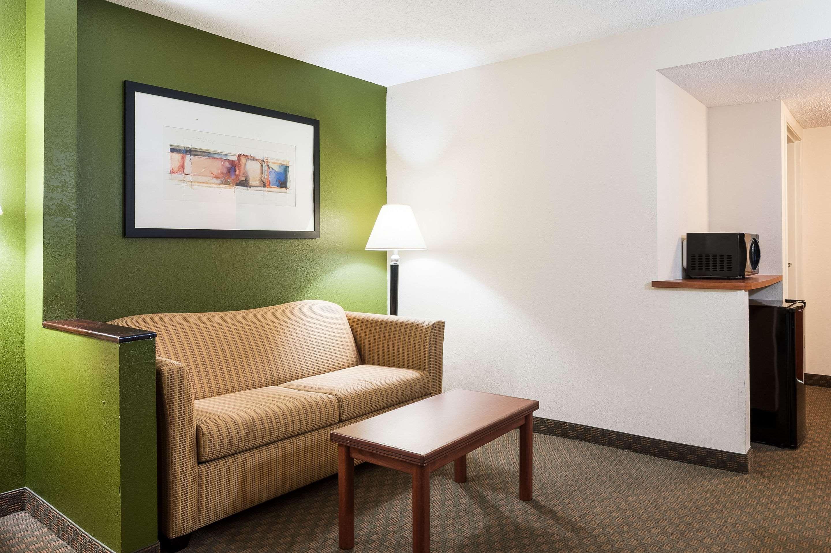 Quality Inn & Suites Lake Charles South Eksteriør billede