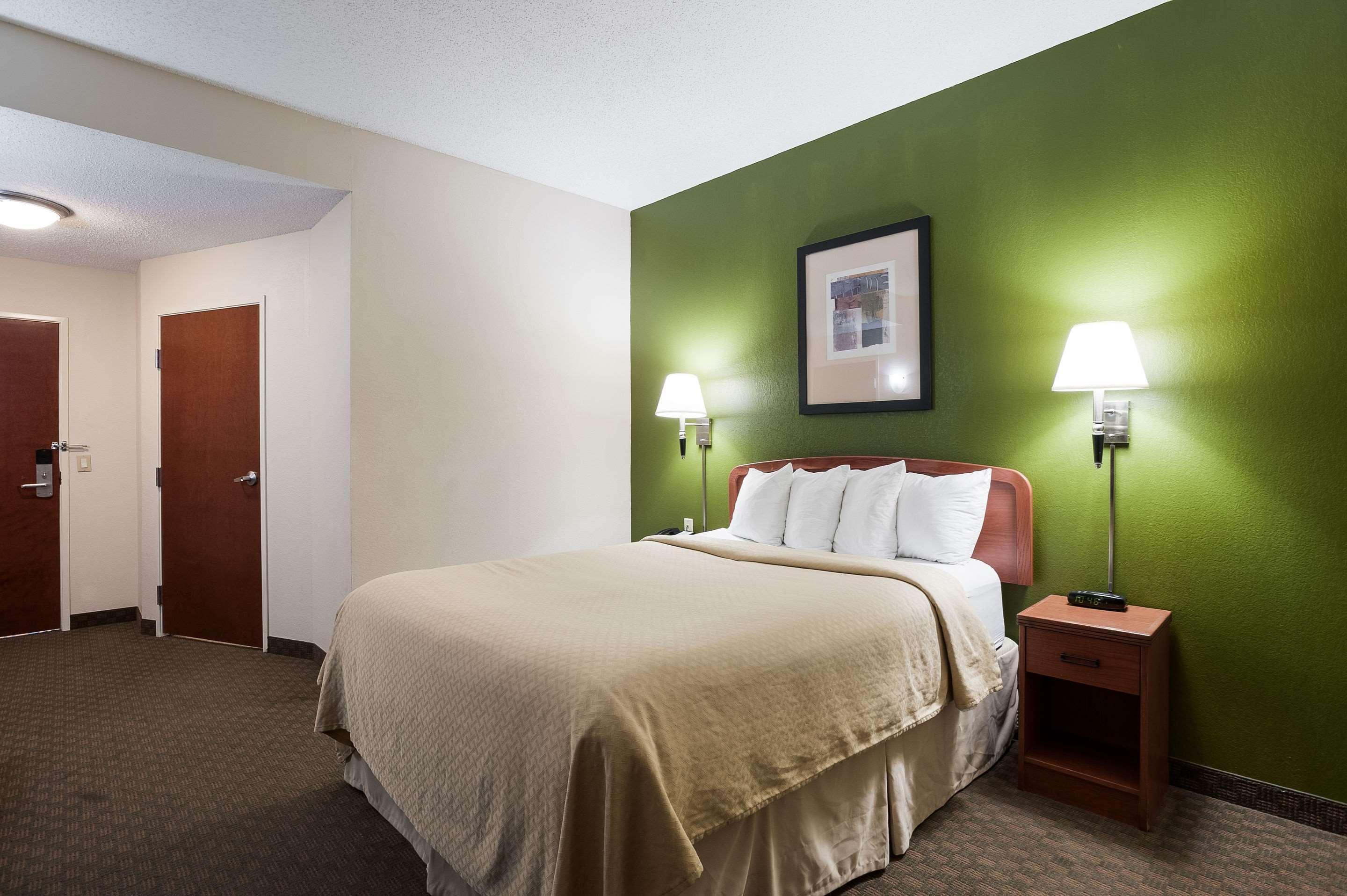 Quality Inn & Suites Lake Charles South Eksteriør billede