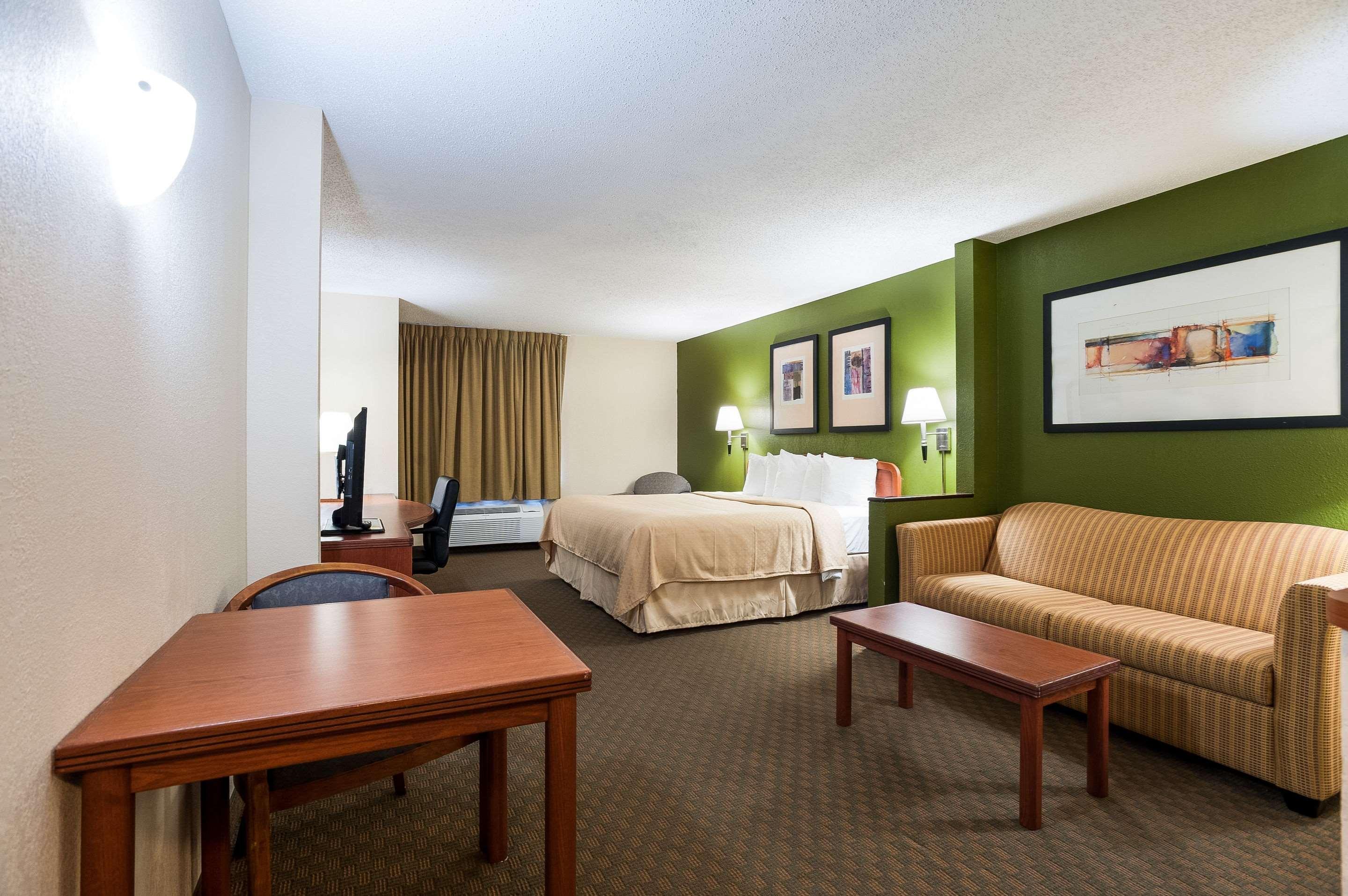 Quality Inn & Suites Lake Charles South Eksteriør billede