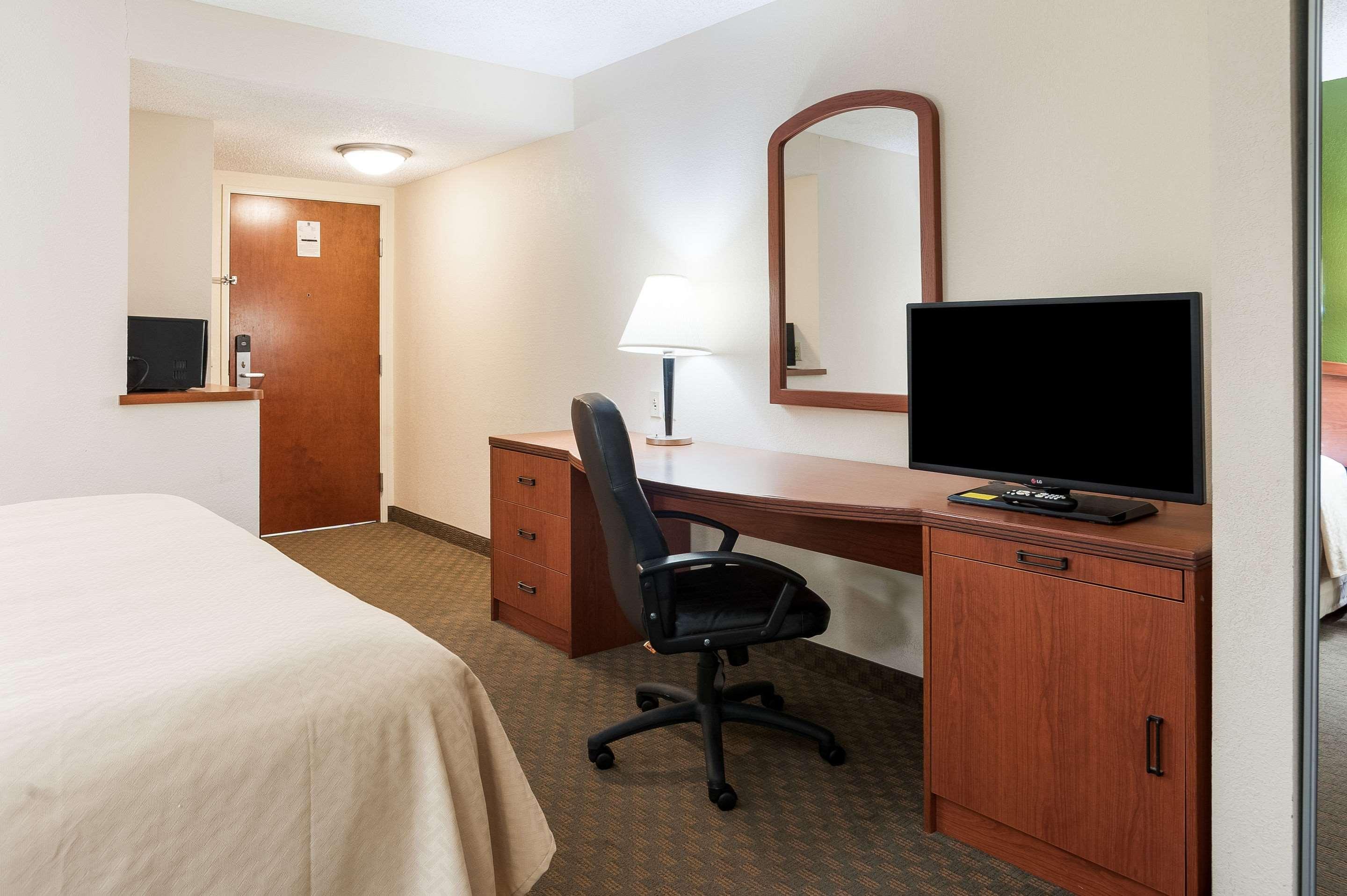 Quality Inn & Suites Lake Charles South Eksteriør billede