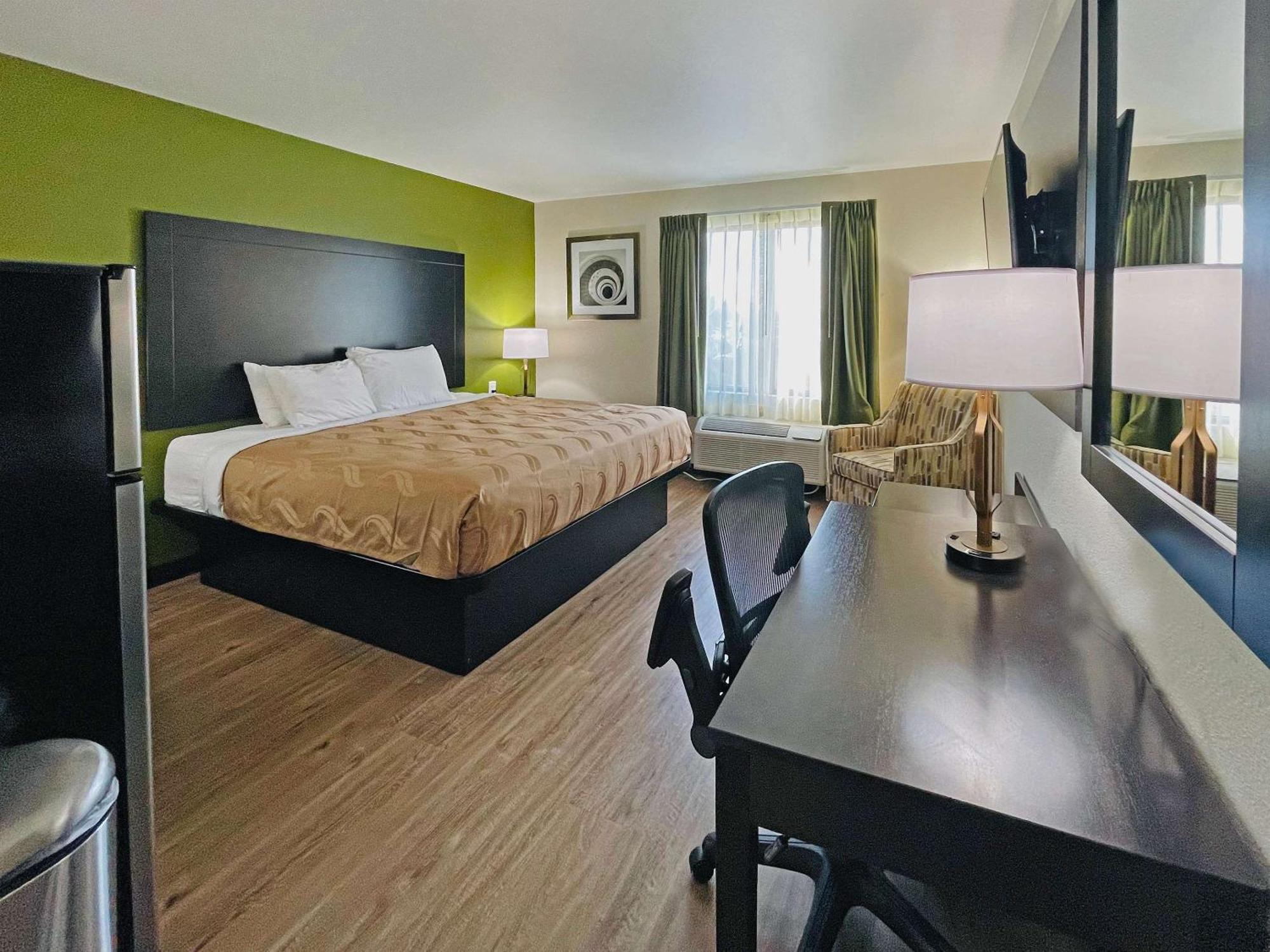 Quality Inn & Suites Lake Charles South Eksteriør billede
