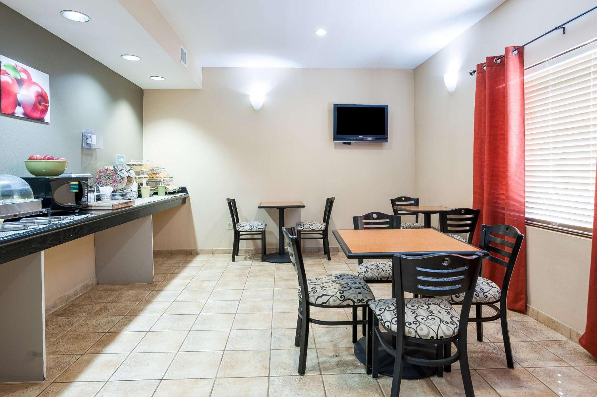 Quality Inn & Suites Lake Charles South Eksteriør billede