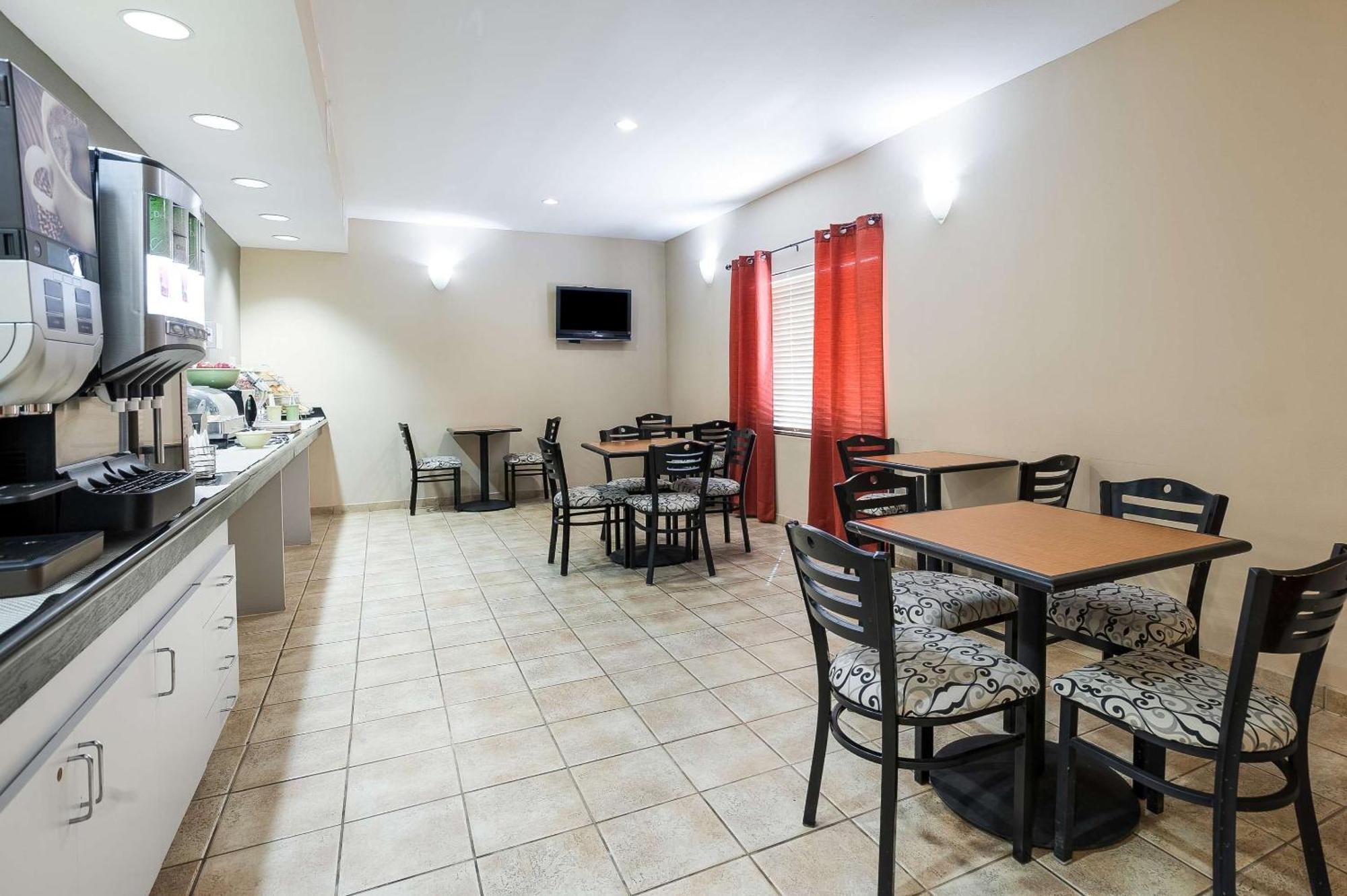 Quality Inn & Suites Lake Charles South Eksteriør billede