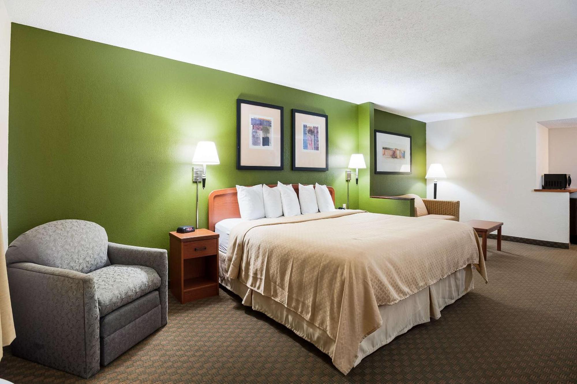 Quality Inn & Suites Lake Charles South Eksteriør billede