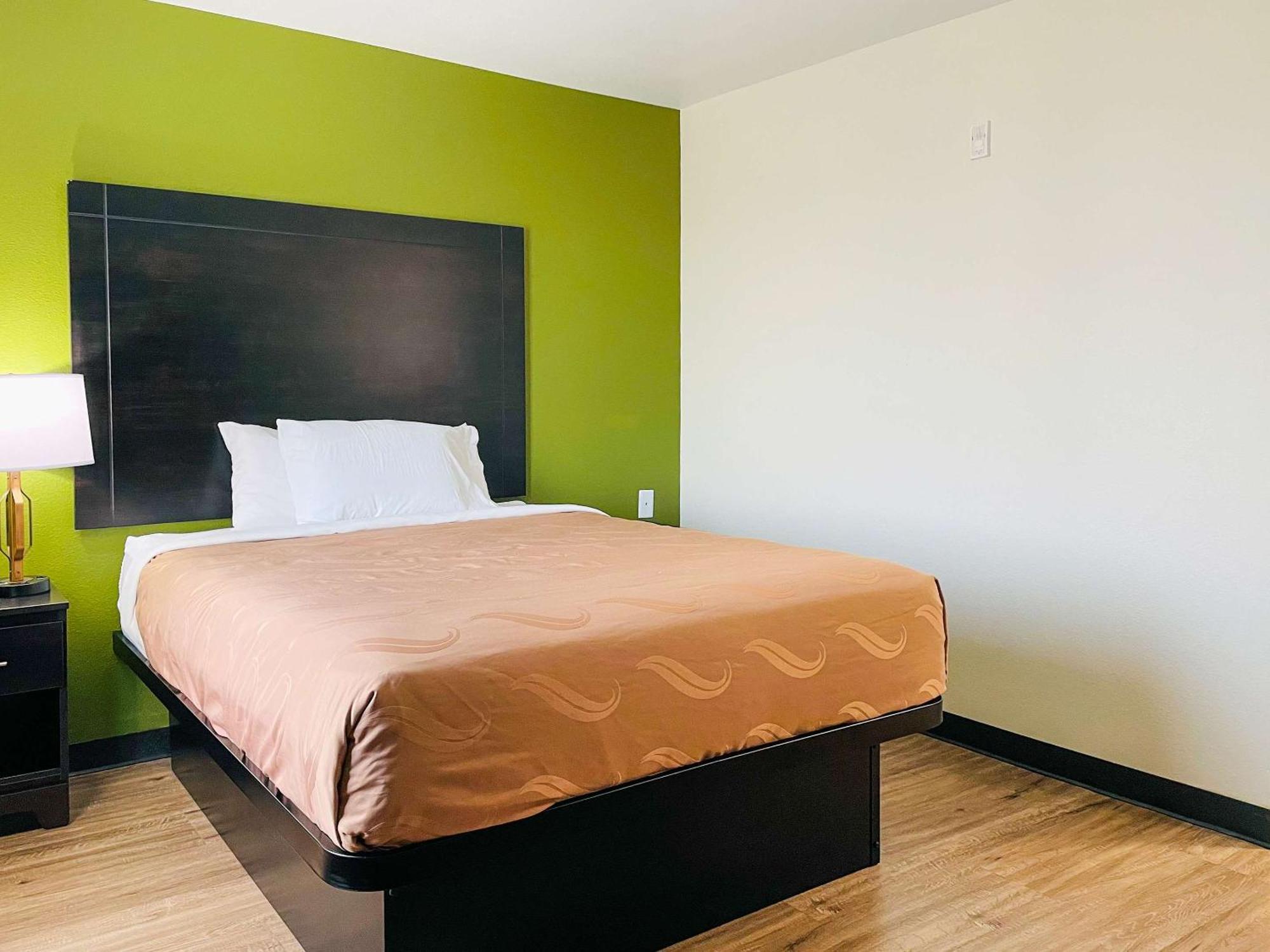 Quality Inn & Suites Lake Charles South Eksteriør billede