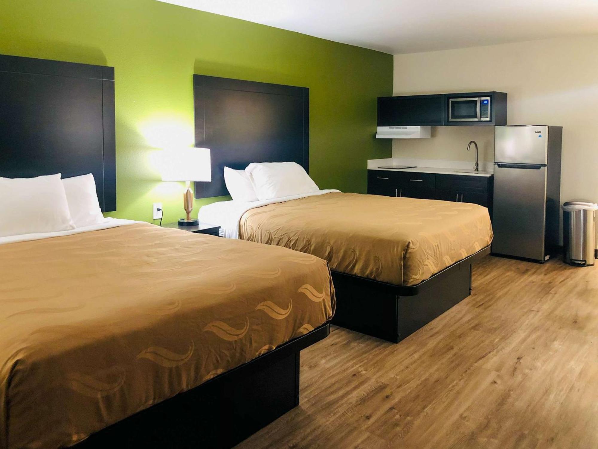Quality Inn & Suites Lake Charles South Eksteriør billede