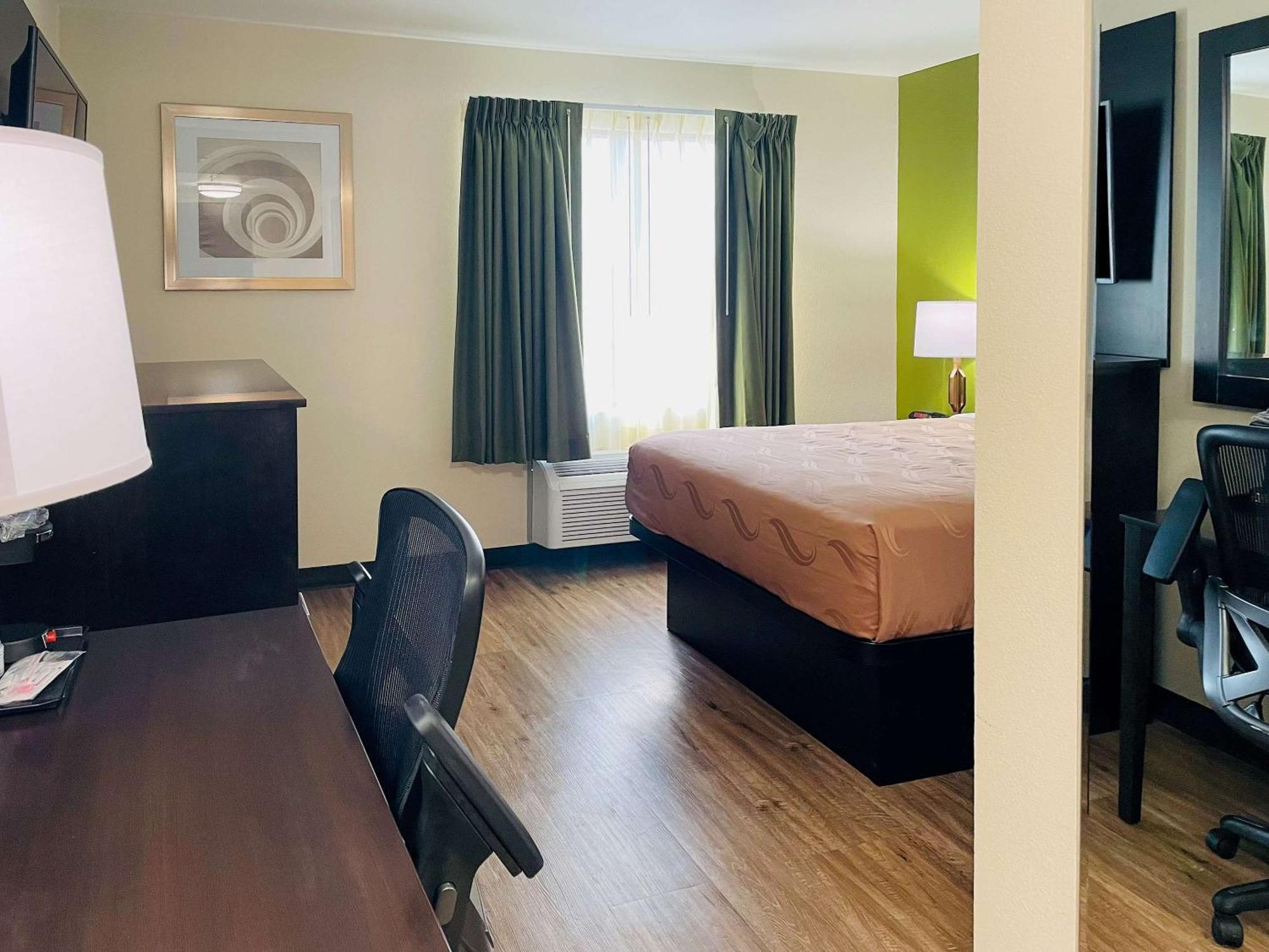 Quality Inn & Suites Lake Charles South Eksteriør billede